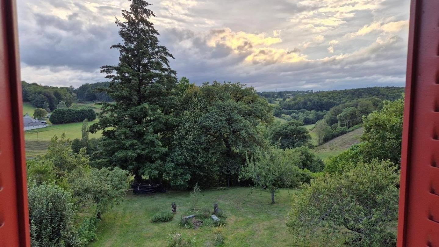 Maison La Vie De L'Aubrac - Gite Lo Bel Peis Saint-Symphorien-de-Thenieres Экстерьер фото